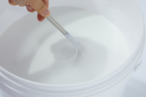 Eco-Friendly Waterproof 2k Waterborne Polyurethane Coating For Packaging Printing Surface Treatment